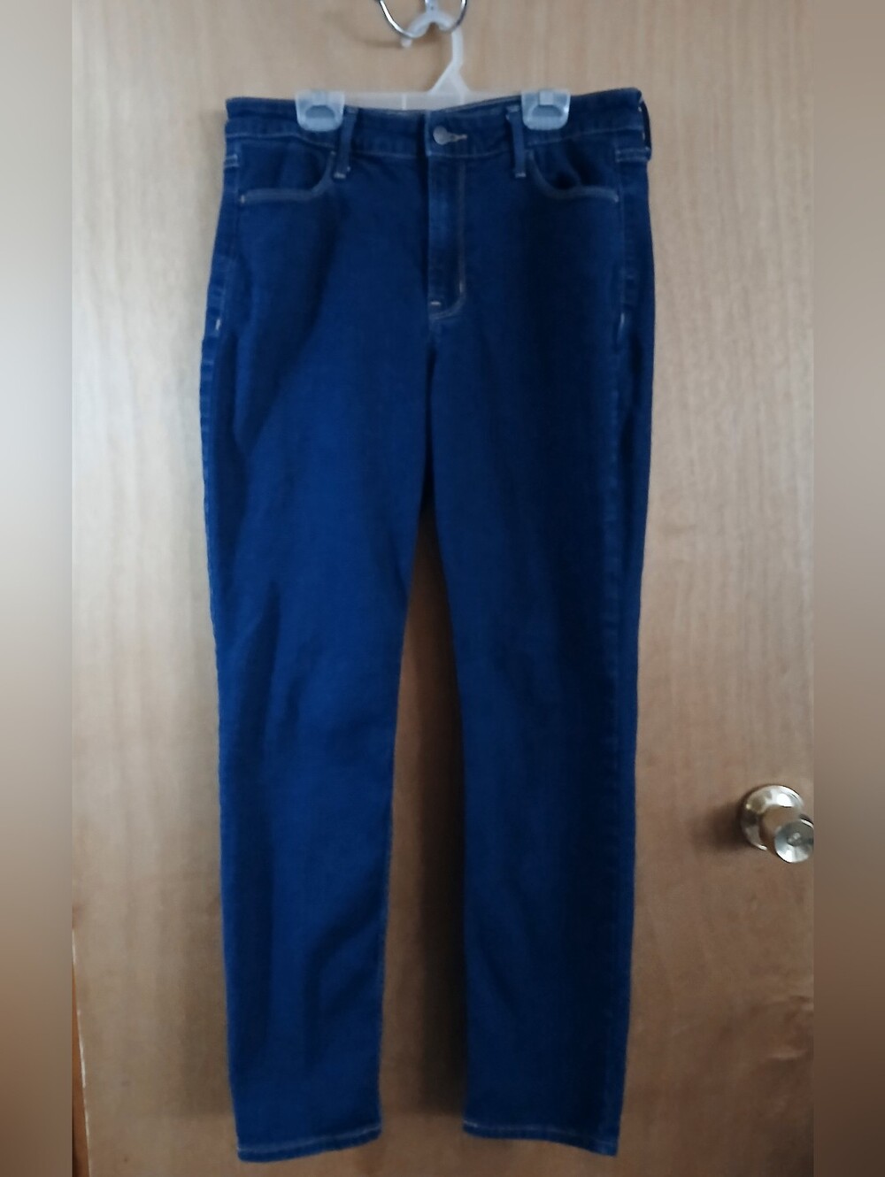 Old Navy Women’s Blue Straight Jeans, Size 10/M